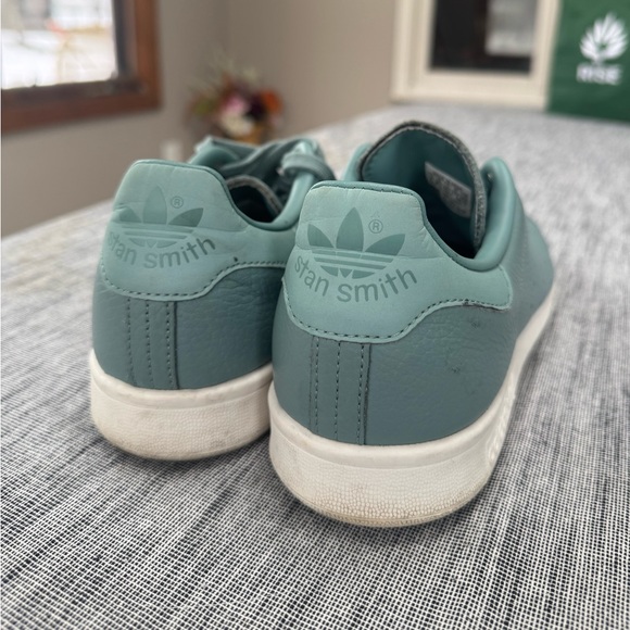 Adidas Teal Sneakers with Black Accents - Picture 7 of 13